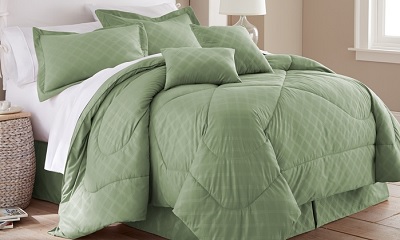 Hotel New York 6-Piece Embossed-Plaid Comforter Set