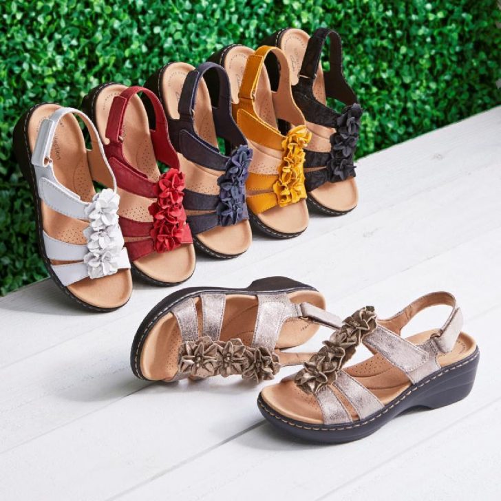 clarks collection strappy sandals merliah lilac