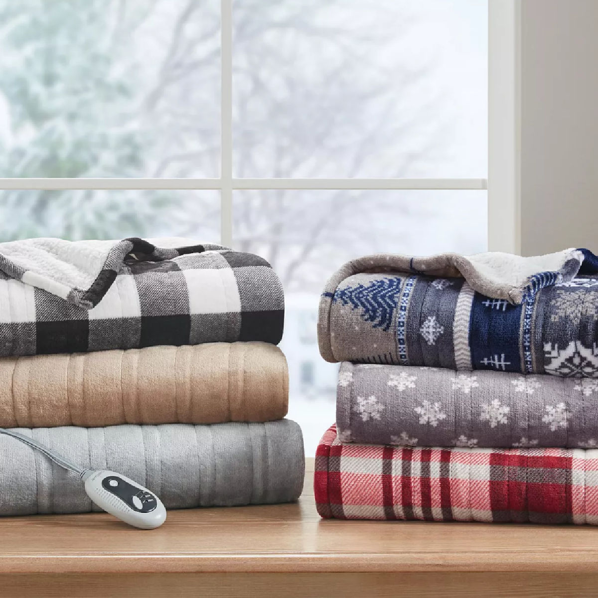 Cuddl Duds Heated Plush to Sherpa Throw