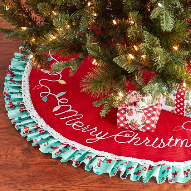 The Pioneer Woman Red Knit Merry Christmas Polyester Tree Skirt
