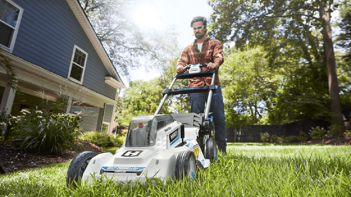 HART HLPM021 40-Volt Cordless Brushless 20-inch Self-Propelled Lawn Mower