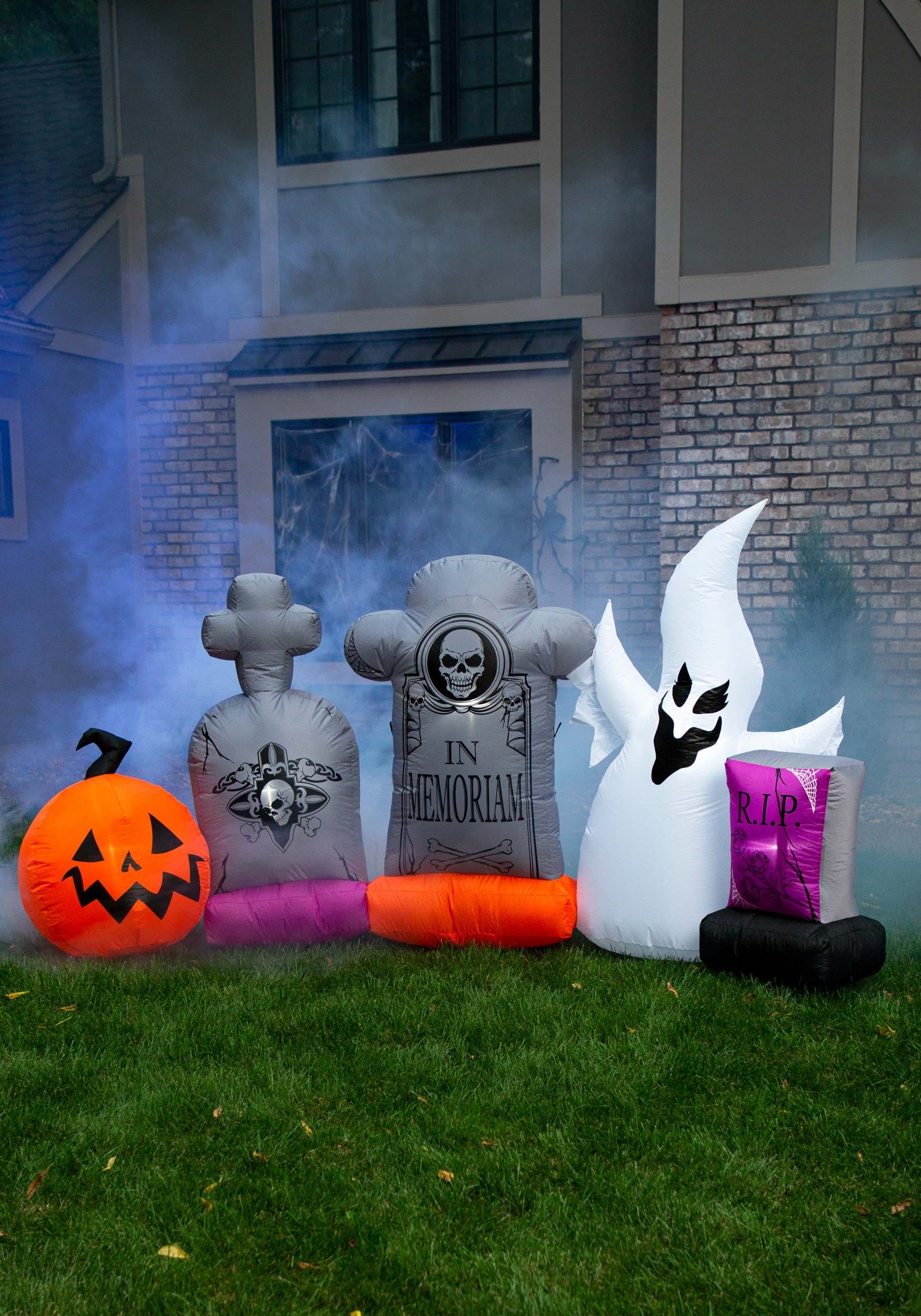 Graveyard Inflatable 5-Piece Halloween Decoration Set