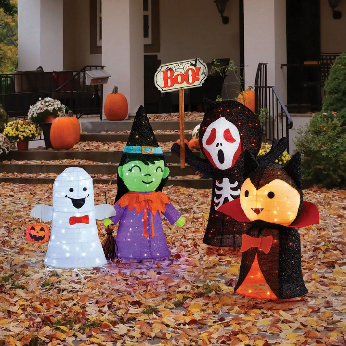 Member’s Mark 4-Piece Pre-Lit Pop-up Halloween Pals